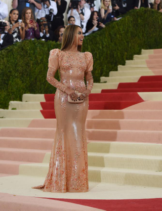 Illustration for article titled Met Gala Hits and Misses